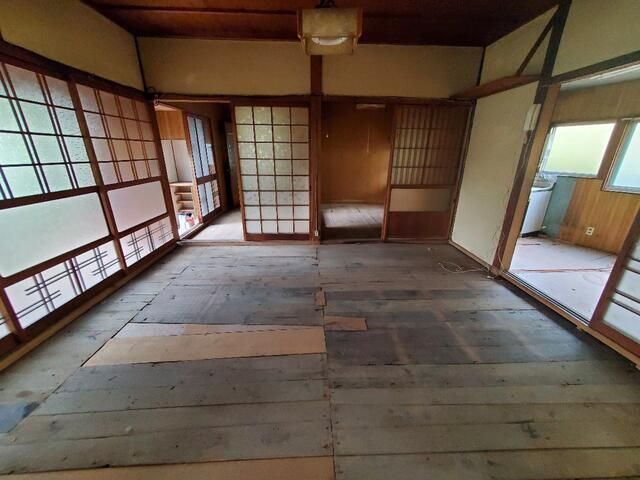 1952 Traditional 5SK House for Sale in Uda, Nara - Thumbnail 2