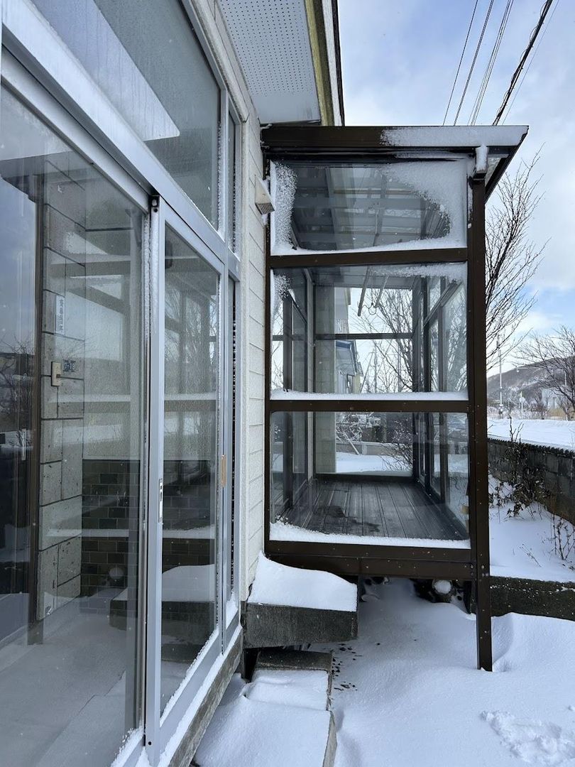 6LDK House for Sale in Wakkanai, Hokkaido with Terrace Enclosure - Thumbnail 2