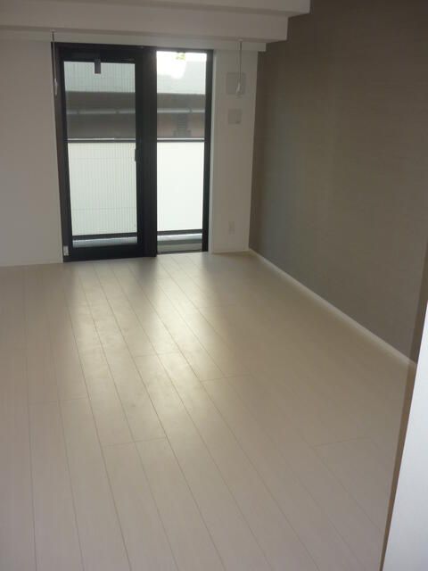1K Investment Condo in Ueno, Tokyo | 3.9% Yield - Thumbnail 2
