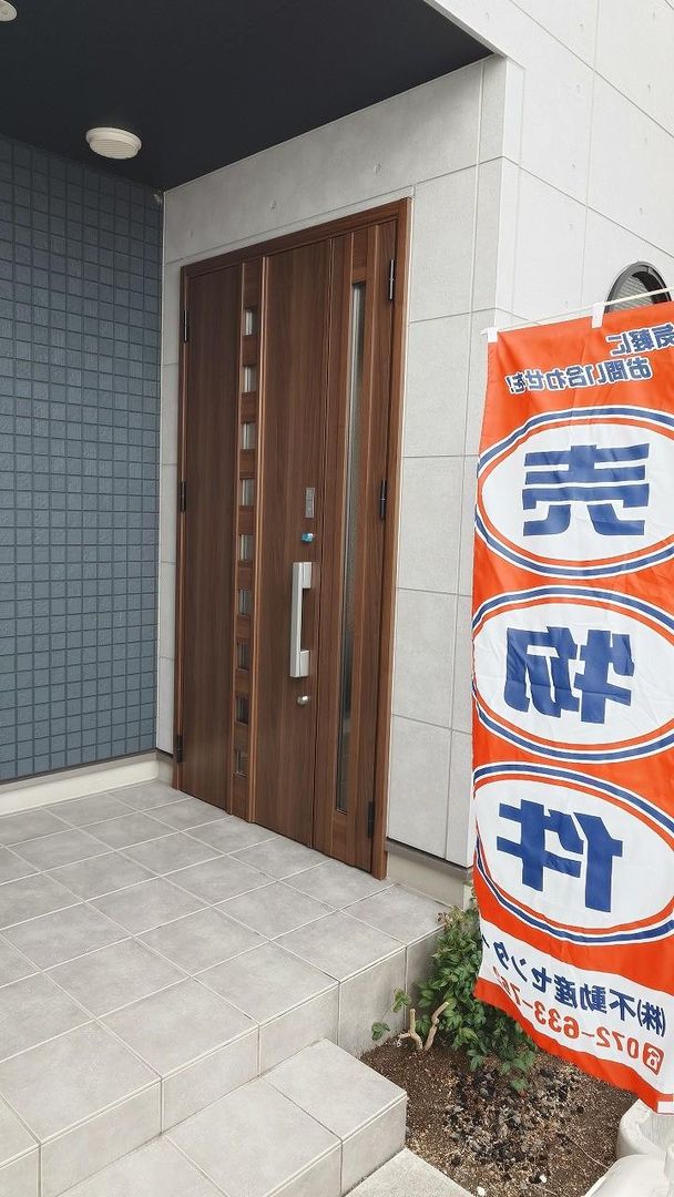 2019 Built 2LDK House in Sennan, Osaka with Recent Renovations - Thumbnail 4