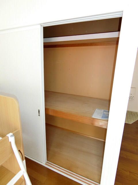 Student Apartment for Rent in Shizuoka - Furnished, No Deposit - Thumbnail 4