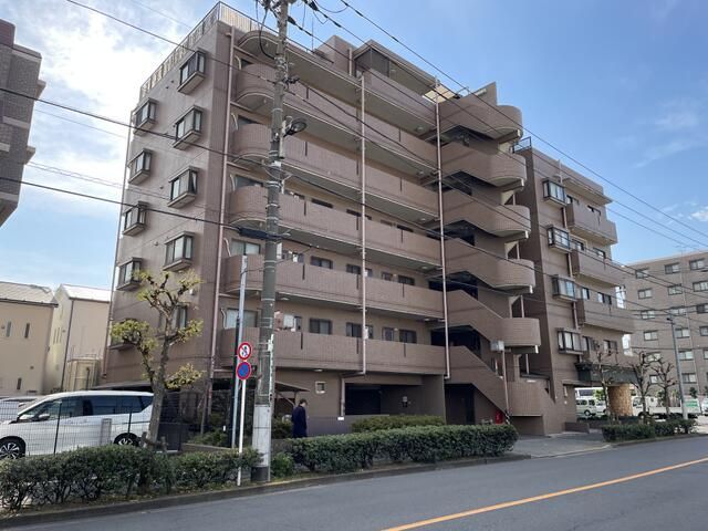 3LDK Apartment for Sale in Adachi, Tokyo - Owner Change Property - Thumbnail 2