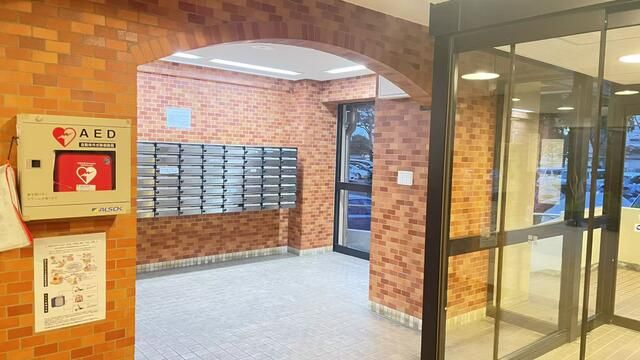 Refurbished 3LDK Apartment in Edogawa, Tokyo with Disney & Fuji Views - Thumbnail 2