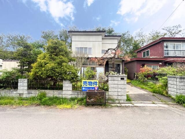 6LDK House for Sale on 52 Tsubo Land in Hakodate, Hokkaido - Thumbnail 3