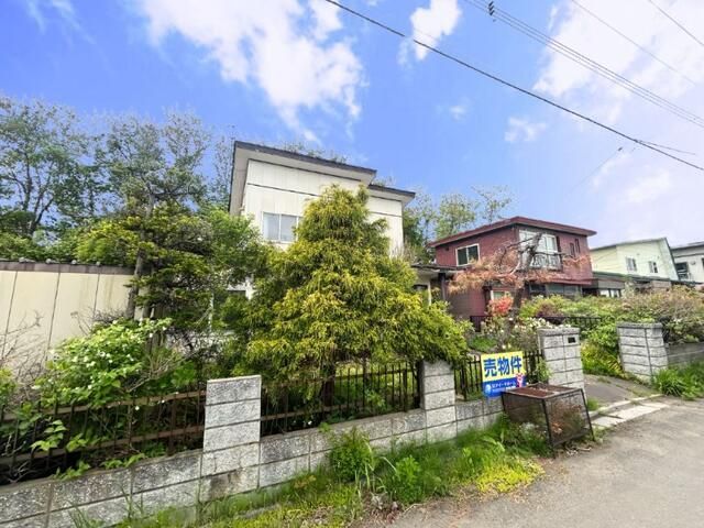 6LDK House for Sale on 52 Tsubo Land in Hakodate, Hokkaido - Thumbnail 2