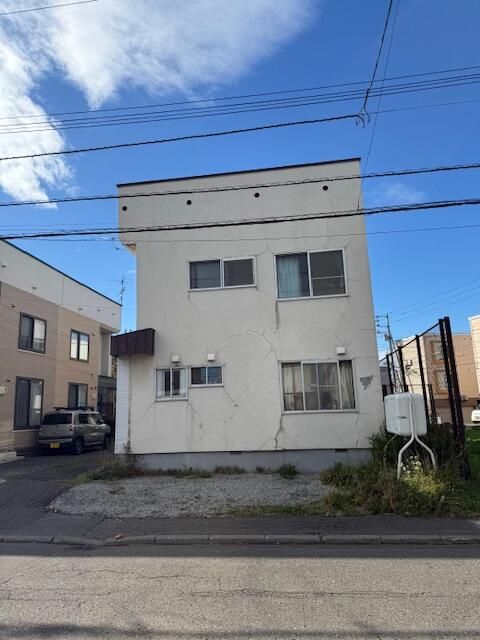 4LDK Terrace House for Sale in Sapporo Kita Ward with 11% Yield - Thumbnail 3