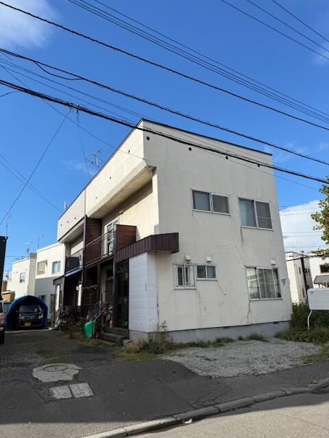 4LDK Terrace House for Sale in Sapporo Kita Ward with 11% Yield - Thumbnail 2