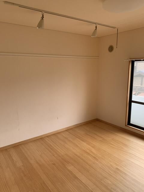1K Apartment for Rent in Minoh, Osaka - Near Sakurai Station - Thumbnail 3