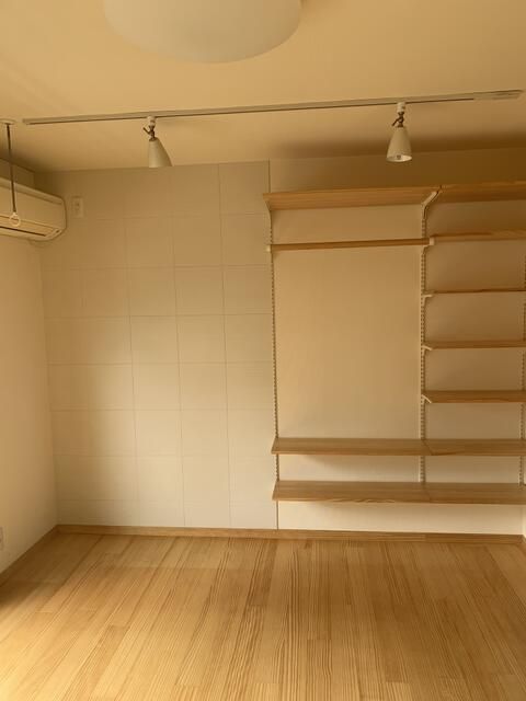 1K Apartment for Rent in Minoh, Osaka - Near Sakurai Station - Thumbnail 2