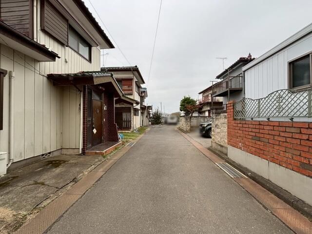 Used 4DK House for Sale in Sakai Town, Ibaraki - Thumbnail 2