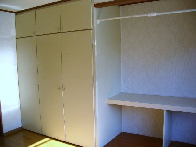 1K Apartment for Rent in Tsukuba, Ibaraki - La Foret Tsukuba 201 - Thumbnail 2