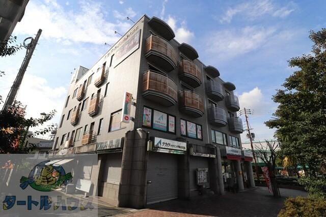 1K Apartment for Rent near Shinobigaoka Station, Shijonawate - Image 1
