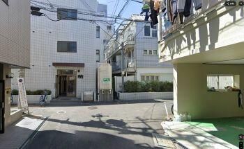 4LDK House for Sale in Sesshu, Osaka with Parking & Tenant - Thumbnail 2