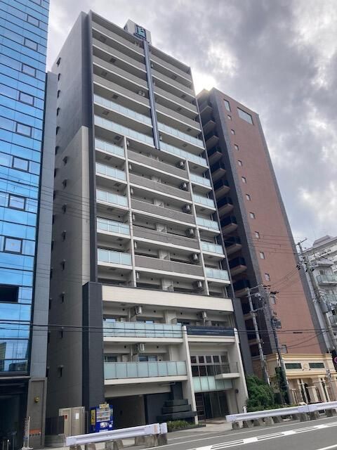 1SK Apartment for Sale in Kita-ku, Osaka - Near Umeda Station - Thumbnail 2