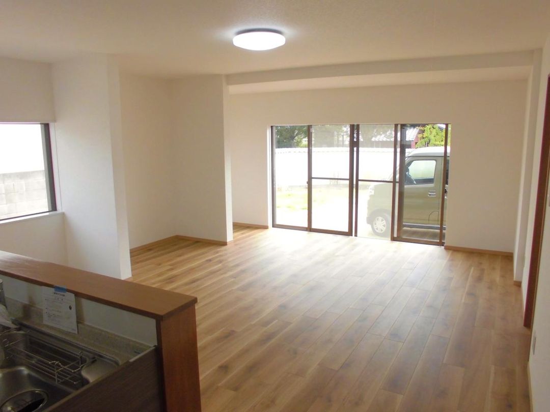 Renovated 4LDK House on Large Lot in Tadotsu, Kagawa - Thumbnail 4