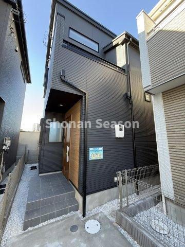 New 4LDK House in Chigasaki with Second-Floor Living Room - Thumbnail 2