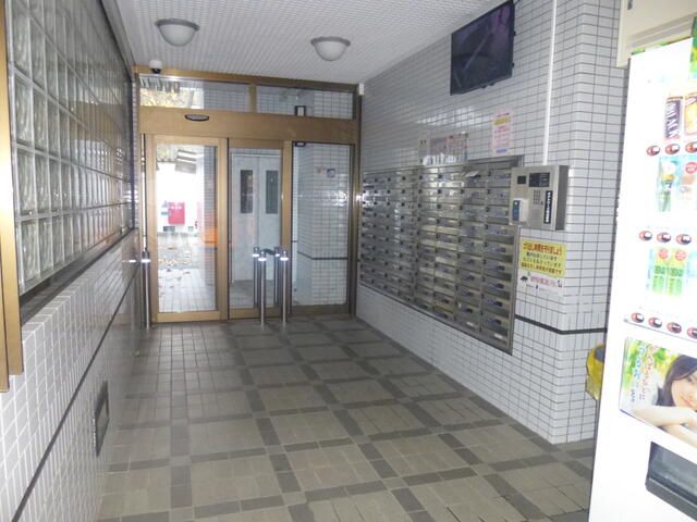 1R Apartment for Sale in Matsuyama, Ehime - 26.59 sqm - Thumbnail 3