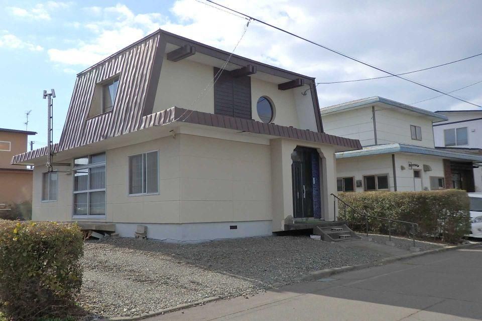 4LDK Akiya House for Sale in New Hidaka Town, Hokkaido - Thumbnail 2