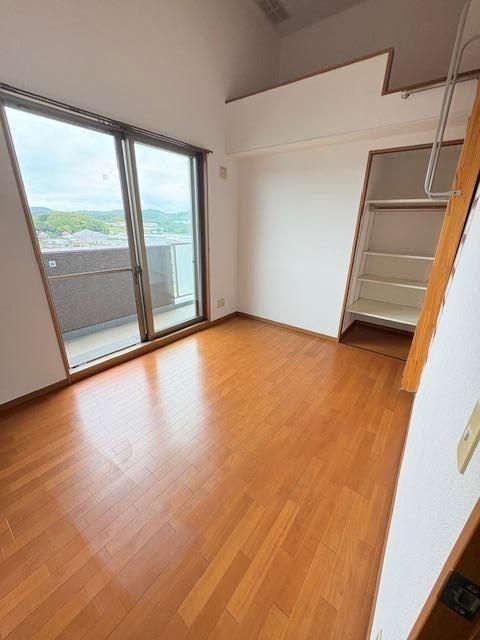 4LDK Top Floor Apartment with Balcony in Izumo, Shimane - Thumbnail 2