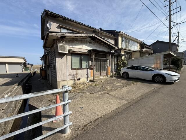 7DK Ocean View House for Sale in Joetsu, Niigata - Thumbnail 3