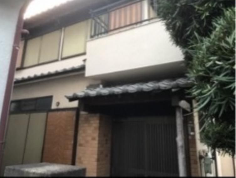 4DK Detached House for Sale in Hirakata, Osaka - Thumbnail 3