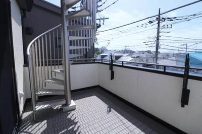Modern 2LDK House for Sale in Chigasaki, Kanagawa — Balcony, Chigasaki, Kanagawa