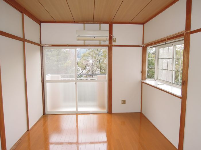 1K Apartment for Rent in Nagayo, Nagasaki - Near Dōno Station - Thumbnail 4