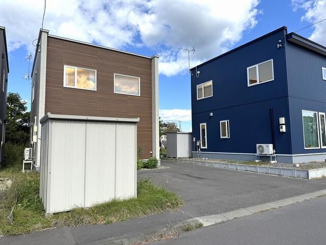 2019 Built 4LDK House in Tomakomai with Land and Parking - Thumbnail 4