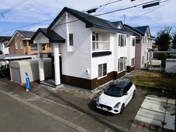 Renovated 4LDK House for Sale in Obihiro, Hokkaido - Thumbnail 2