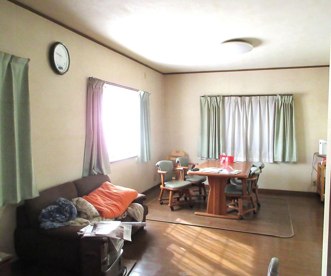 3LDK Used House for Sale in Saijo, Ehime - 104.68 sqm - Thumbnail 3