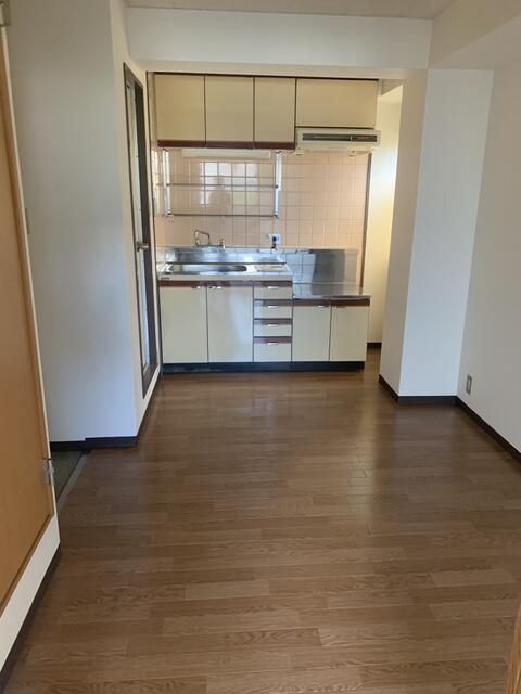 1DK Apartment for Rent in Minoh, Osaka - Near Makiochi Station - Thumbnail 3