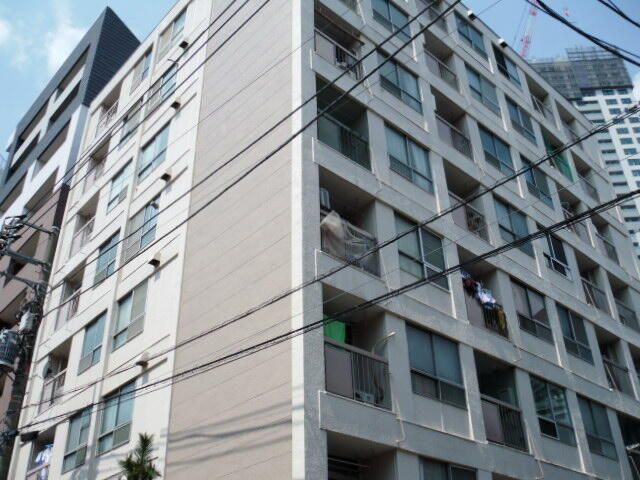 1K Apartment for Sale in Meguro, Tokyo - Investment Property - Thumbnail 2