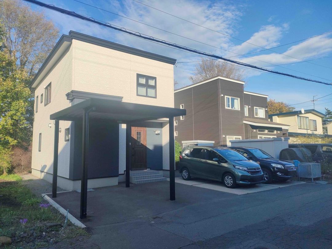 Modern 4SLDK Detached House for Sale in Hakodate, Hokkaido - Thumbnail 3