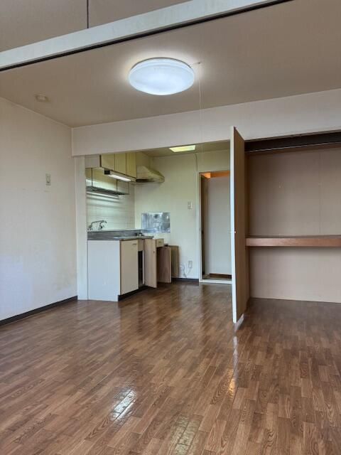 1DK Used Apartment in Higashi-ku, Sapporo for 1.9 Million Yen - Thumbnail 2
