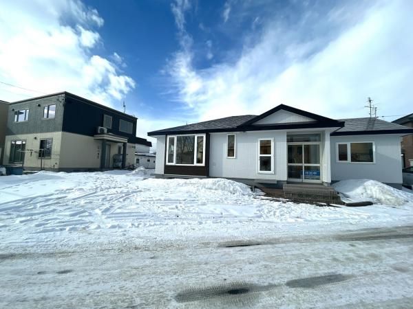 Renovated 3LDK Single-Story House for Sale in Kushiro, Hokkaido - Thumbnail 2