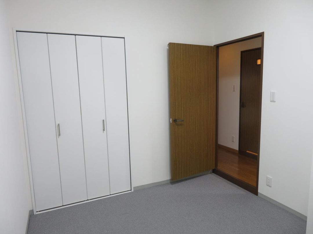 3LDK Top Floor Apartment for Sale in Izumi, Osaka - Thumbnail 3