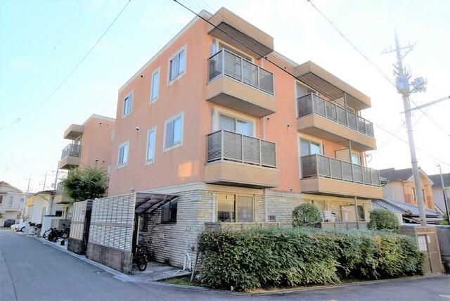 1K Apartment for Rent in Higashiosaka, Osaka - Near Hyotanyama Station - Thumbnail 2