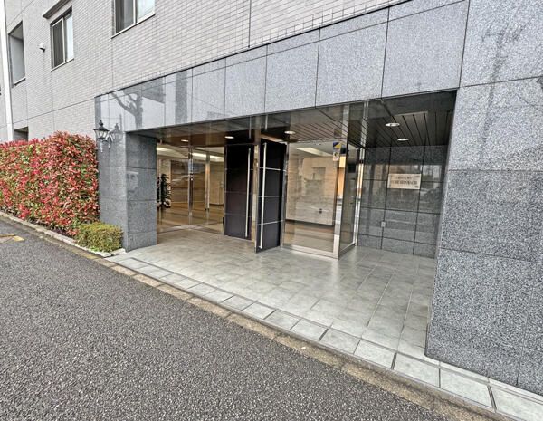 3LDK Apartment with Garden for Sale in Ome, Tokyo - Thumbnail 4