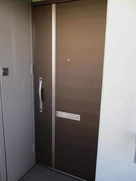 Renovated 2LDK Apartment in Toride Central Town, Ibaraki - Thumbnail 2