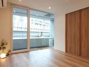 Modern Apartment in Minami Aoyama, Tokyo - Thumbnail 3