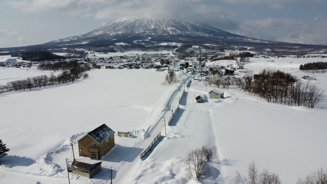 Kyogoku Road Land for Sale: 1,984sqm Plots with Mt. Yotei Views - Thumbnail 4