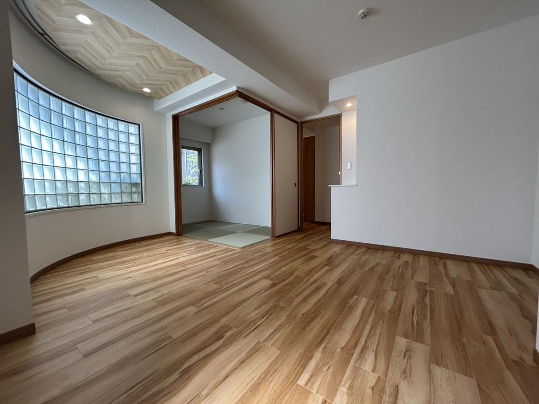 3LDK Apartment for Sale Near Yoga Station, Setagaya, Tokyo - Thumbnail 4