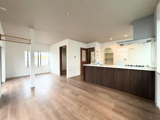 Renovated 3LDK Detached House in Matsuyama, Ehime - Thumbnail 3