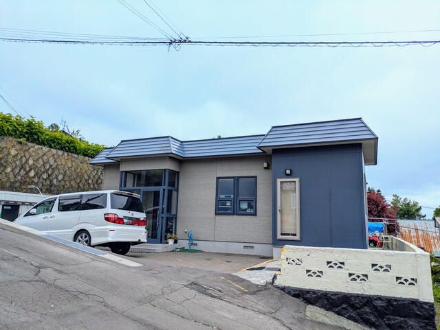 1999 Misawa Home 3LDK with Sea Views in Otaru, Hokkaido - Thumbnail 2