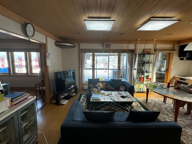 1999 Misawa Home 3LDK with Sea Views in Otaru, Hokkaido - Thumbnail 4