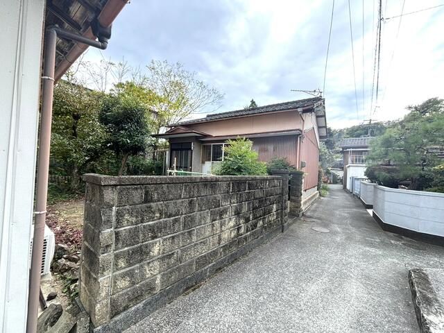 1973 2DK House in Yawatahama, Ehime - Near the Sea - Image 1