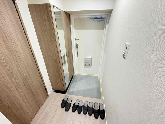 Renovated 3LDK Apartment near Shin-Osaka Station, Osaka - Thumbnail 2