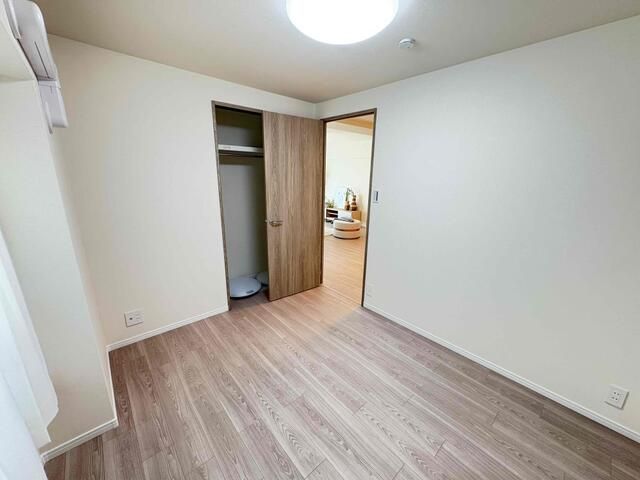 Renovated 3LDK Apartment near Shin-Osaka Station, Osaka - Thumbnail 4