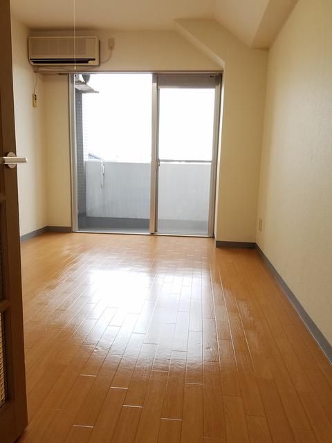 1K Rental Apartment in Yokogawa, Kanazawa - All-Electric, Corner Unit - Thumbnail 4