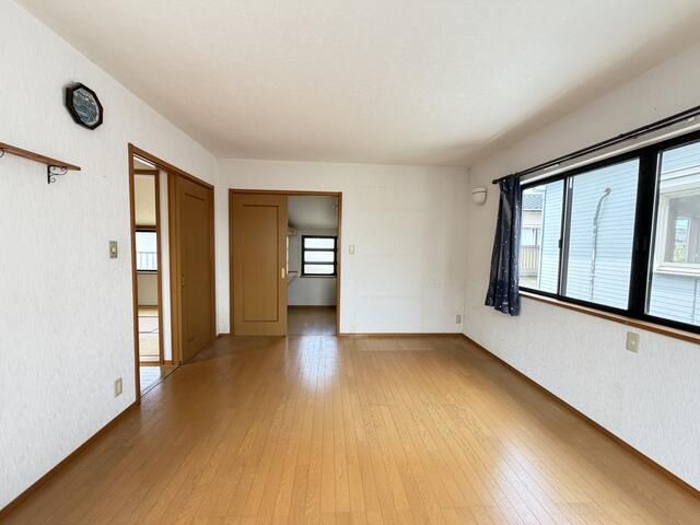 5SLDK Resale House in Itako, Ibaraki - 115.92m2 - Thumbnail 4